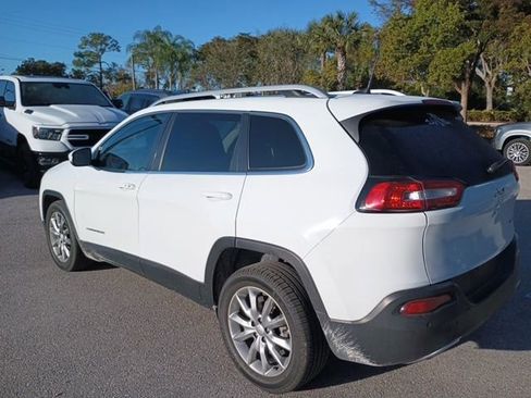 Used 2018 Jeep Cherokee Limited image 3