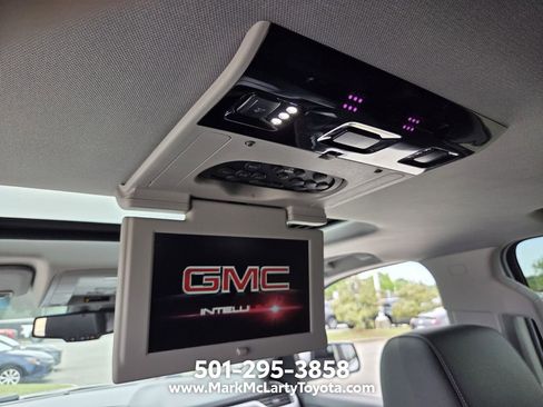 Used 2019 GMC Yukon SLT w/ Premium Edition AWD/4WD image 14