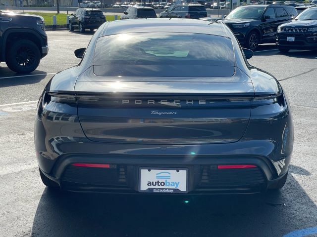 Used 2021 Porsche Taycan RWD image 11