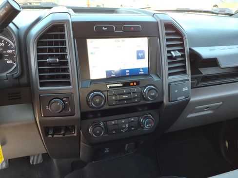 Used 2020 Ford F250 XL w/ STX Appearance Package image 7