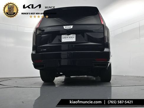 Used 2021 Cadillac Escalade Sport w/ Driver Assist Tech Package AWD/4WD image 53