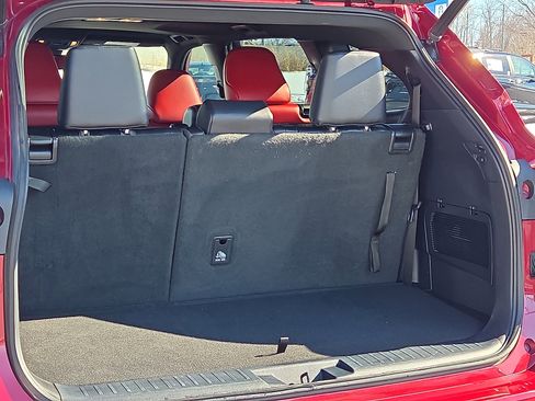 Used 2022 Toyota Highlander XSE image 9