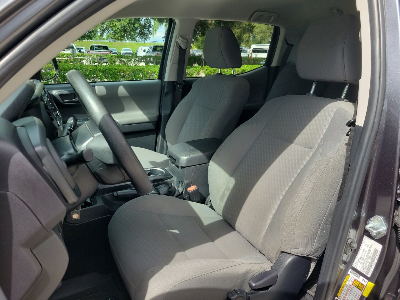 Used 2022 Toyota Tacoma SR AWD/4WD image 17