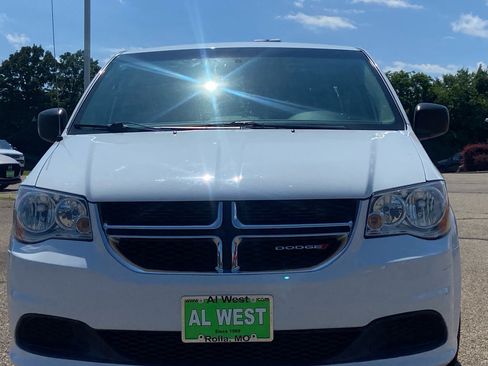 Used 2017 Dodge Grand Caravan SE w/ Power Window Group FWD image 8