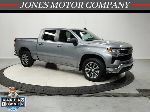 Used 2024 Chevrolet Silverado 1500 LT AWD/4WD image 1