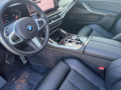 Used 2026 BMW X5 xDrive40i w/ M Sport Package AWD/4WD image 11