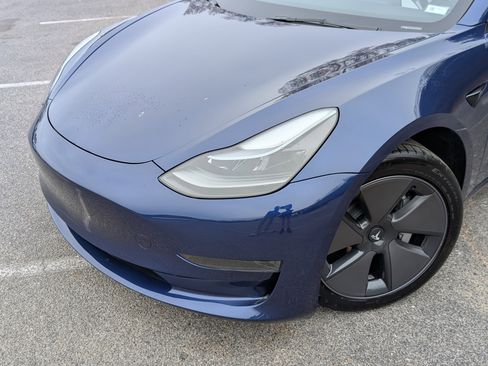 Used 2023 Tesla Model 3 Standard Range image 13