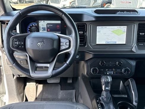 Used 2022 Ford Bronco Outer Banks image 26