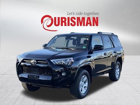 Used 2024 Toyota 4Runner SR5 image 5