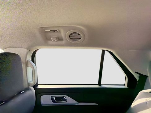 New 2026 Ford Explorer Active image 39