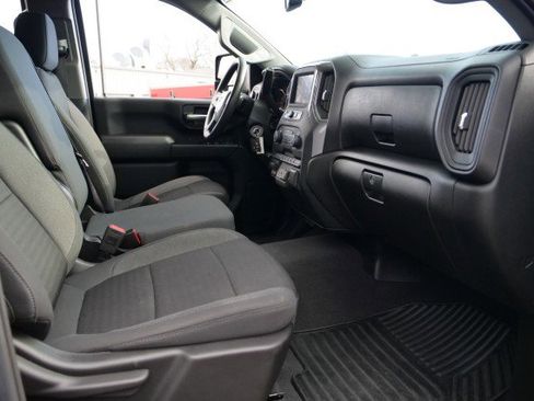 Used 2023 Chevrolet Silverado 2500 Custom w/ Custom Value Package image 35