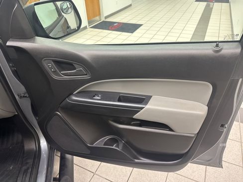 Used 2020 GMC Canyon 2WD Crew Cab w/ Convenience Package image 23