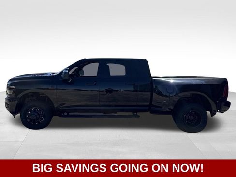 New 2026 RAM 3500 Laramie AWD/4WD image 7
