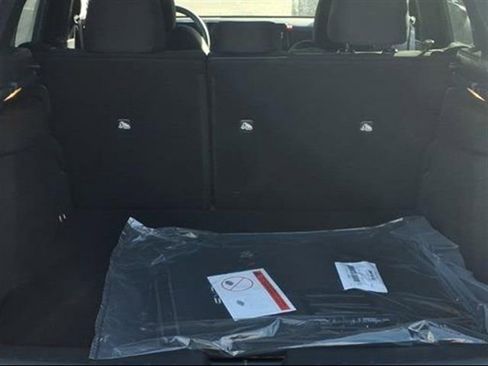 New 2026 Nissan Kicks SV image 30