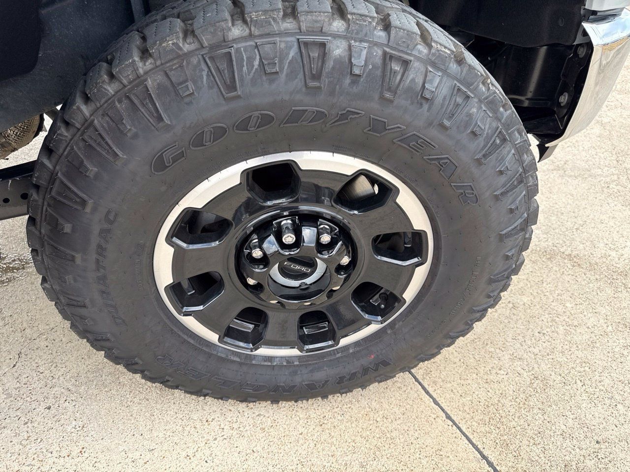 Used 2026 Ford F250 Lariat w/ Tremor Off-Road Package AWD/4WD image 15