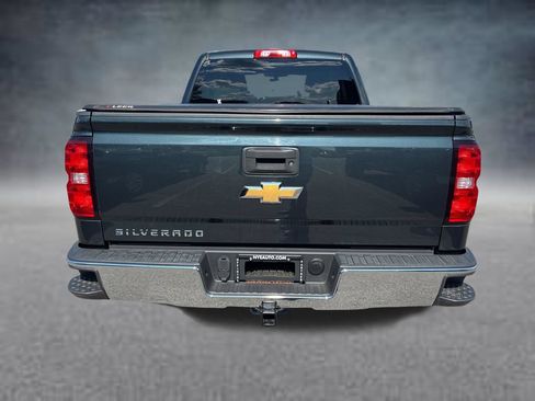 Used 2018 Chevrolet Silverado 1500 LS w/ Trailering Package AWD/4WD image 7