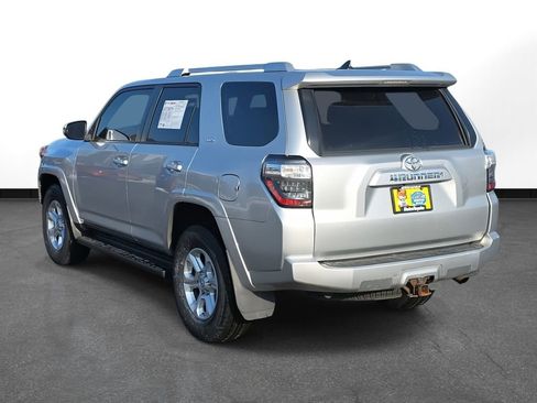 Used 2015 Toyota 4Runner SR5 Premium image 8