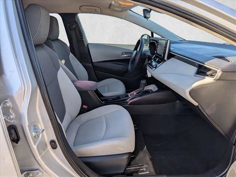 Used 2021 Toyota Corolla LE image 15