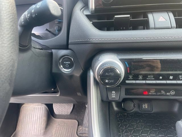 Certified 2023 Toyota RAV4 XLE AWD/4WD image 43