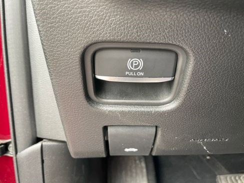 Certified 2023 Jeep Grand Cherokee Limited w/ Luxury Tech Group II AWD/4WD image 47