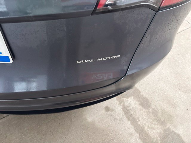 Used 2023 Tesla Model Y Long Range AWD/4WD image 5