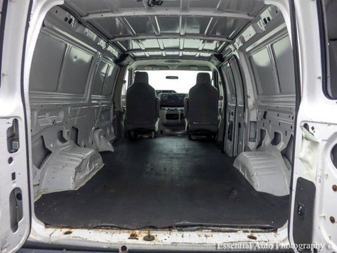 Used 2013 Ford E-250 and Econoline 250 w/ PWR Group RWD image 18