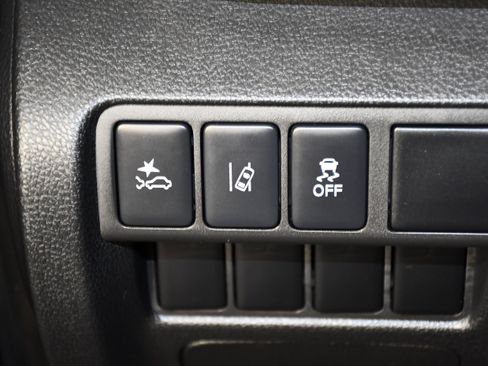 Used 2024 Mitsubishi Eclipse Cross LE AWD/4WD image 34