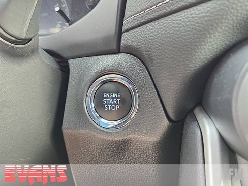 Certified 2025 Toyota RAV4 XLE AWD/4WD image 9