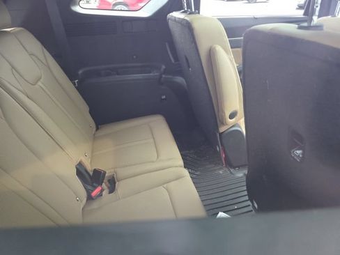 Used 2026 Kia Sorento SX Prestige w/ Olive Brown Leather Package AWD/4WD image 5