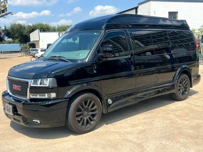 Used 2020 GMC Savana 2500 w/ Enhanced Convenience Package