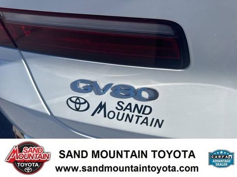 Used 2025 Genesis GV80 2.5T Advanced image 11