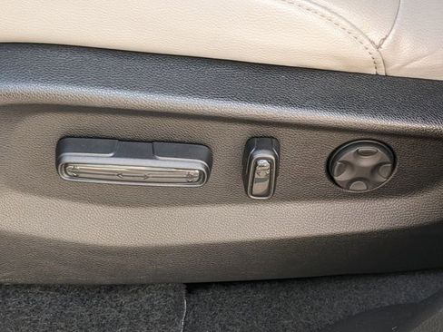 Used 2021 Honda CR-V Touring image 17