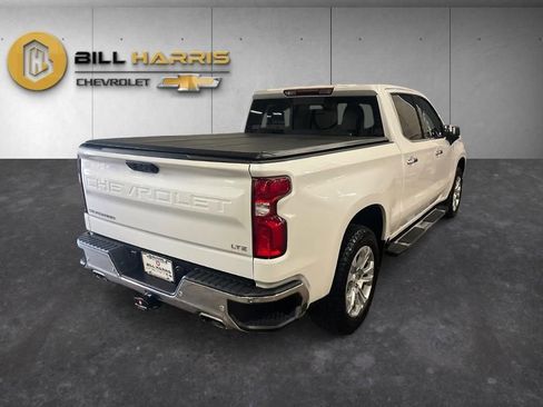 Used 2025 Chevrolet Silverado 1500 LTZ image 2