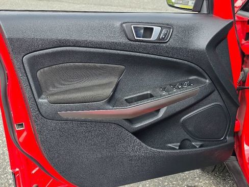 Used 2019 Ford EcoSport SE w/ SE Convenience Package AWD/4WD image 19
