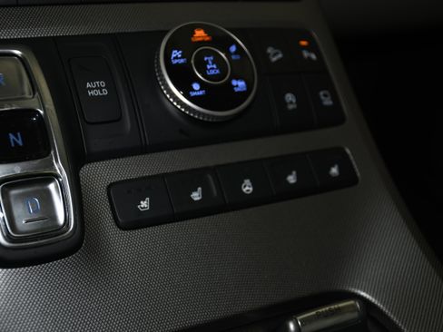 Used 2021 Hyundai Palisade Calligraphy image 14