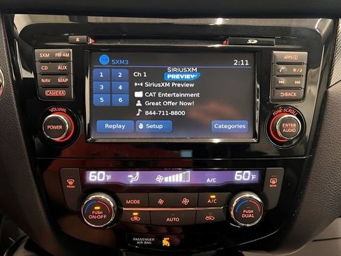 Used 2016 Nissan Rogue SL w/ SL Premium Package AWD/4WD image 27