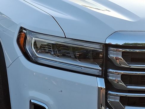 Used 2023 GMC Acadia SLE w/ Driver Convenience Package AWD/4WD image 7