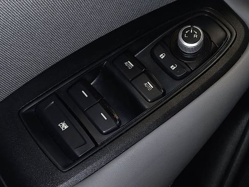 Used 2020 Subaru Legacy Premium image 27