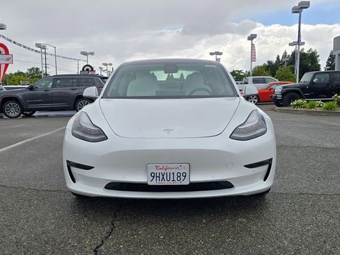 Used 2019 Tesla Model 3 Long Range AWD/4WD image 2