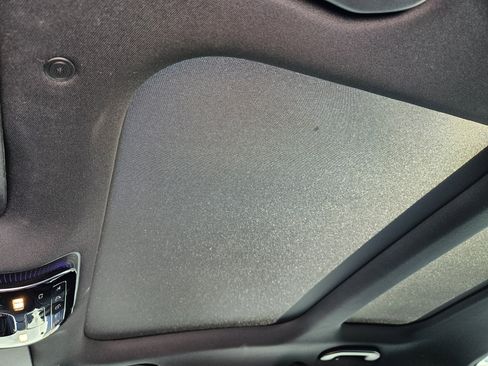 Used 2025 Mercedes-Benz C 300 4MATIC Sedan image 30