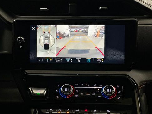 Used 2023 GMC Sierra 1500 AT4 w/ AT4 Premium Package image 6