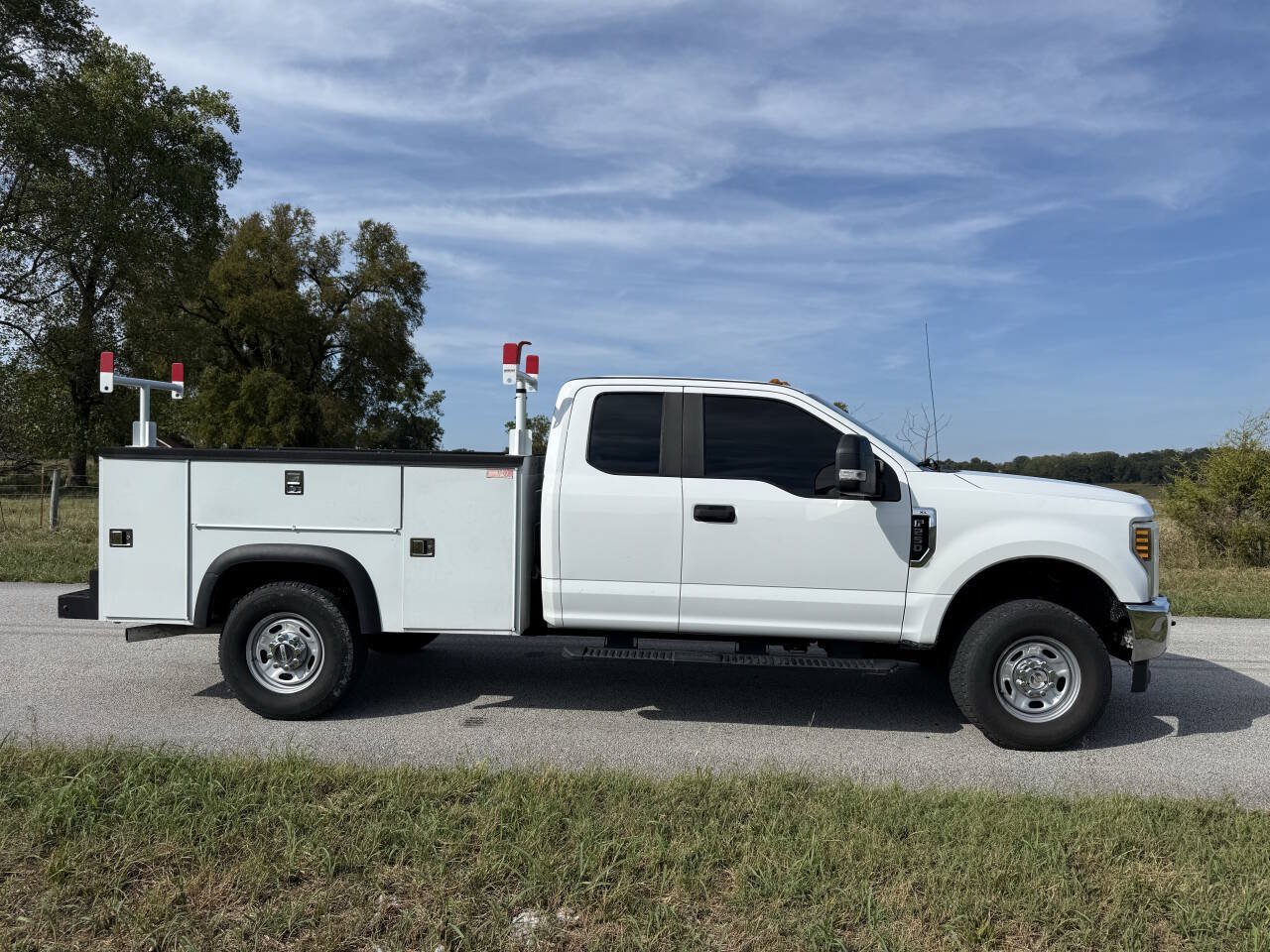 Used 2018 Ford F250 XL w/ Power Equipment Group AWD/4WD image 7