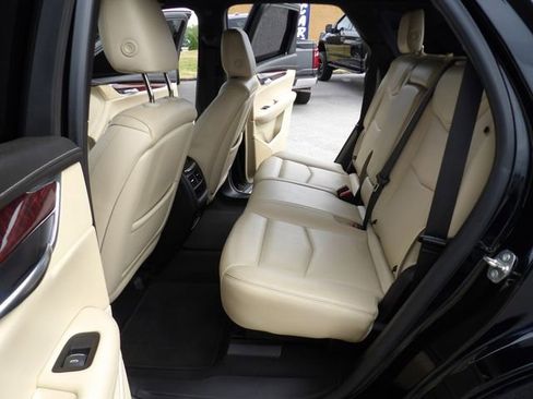 Used 2019 Cadillac XT5 Premium Luxury FWD image 27