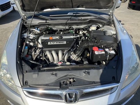 Used 2006 Honda Accord EX-L image 10