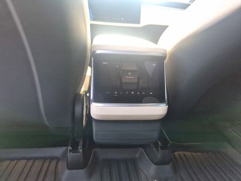 Used 2022 Tesla Model X AWD/4WD image 23