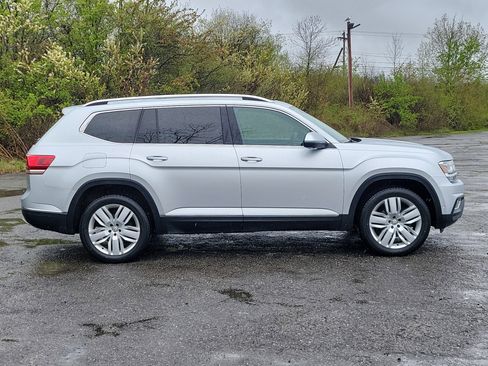 Used 2018 Volkswagen Atlas SEL Premium AWD/4WD image 4