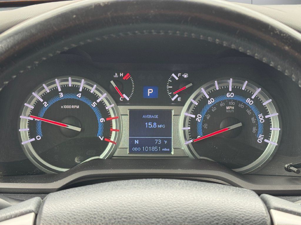 Used 2015 Toyota 4Runner SR5 AWD/4WD image 14
