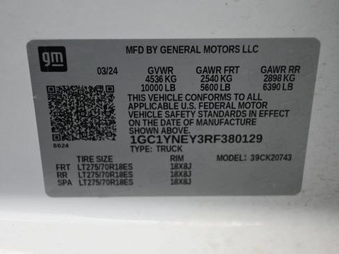 Used 2024 Chevrolet Silverado 2500 LT AWD/4WD image 43
