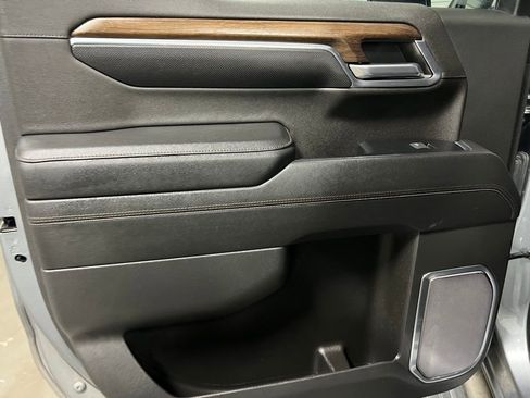Used 2023 Chevrolet Silverado 1500 High Country image 22