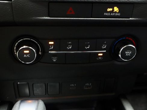 Used 2023 Nissan Frontier S RWD image 27